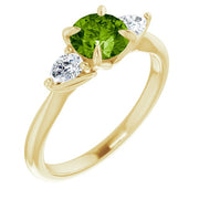 Natural Peridot & 1/4 CTW Natural Diamond Ring-14kt Yellow Gold-6.00-