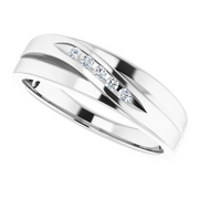 Platinum 1/10 CTW Diamond 5-Stone Band-