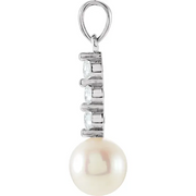 14K White Freshwater Cultured Pearl & 1/4 CTW Diamond Pendant-