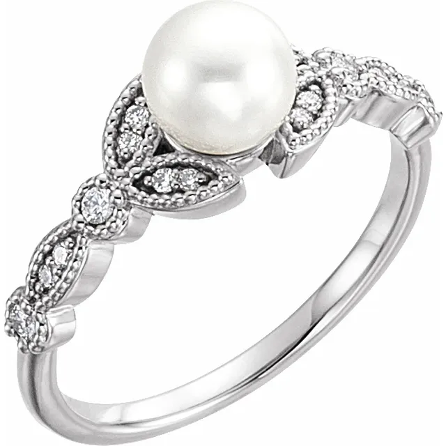 Platinum Freshwater Pearl & 1/10 CTW Diamond Leaf Ring-