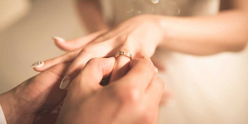 custom engagement rings